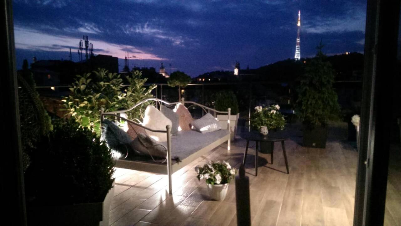 Apart-Terrace On Baker Street Lviv Ngoại thất bức ảnh