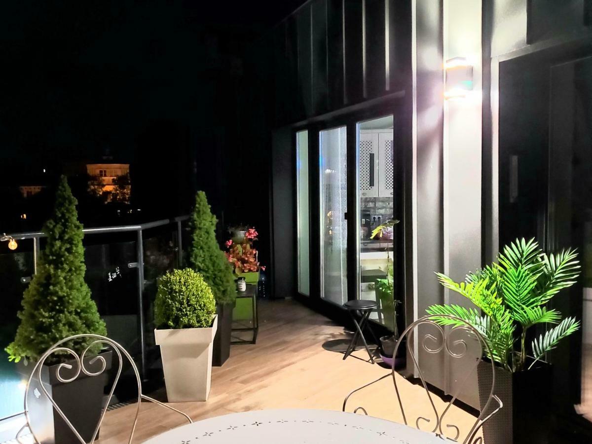 Apart-Terrace On Baker Street Lviv Ngoại thất bức ảnh