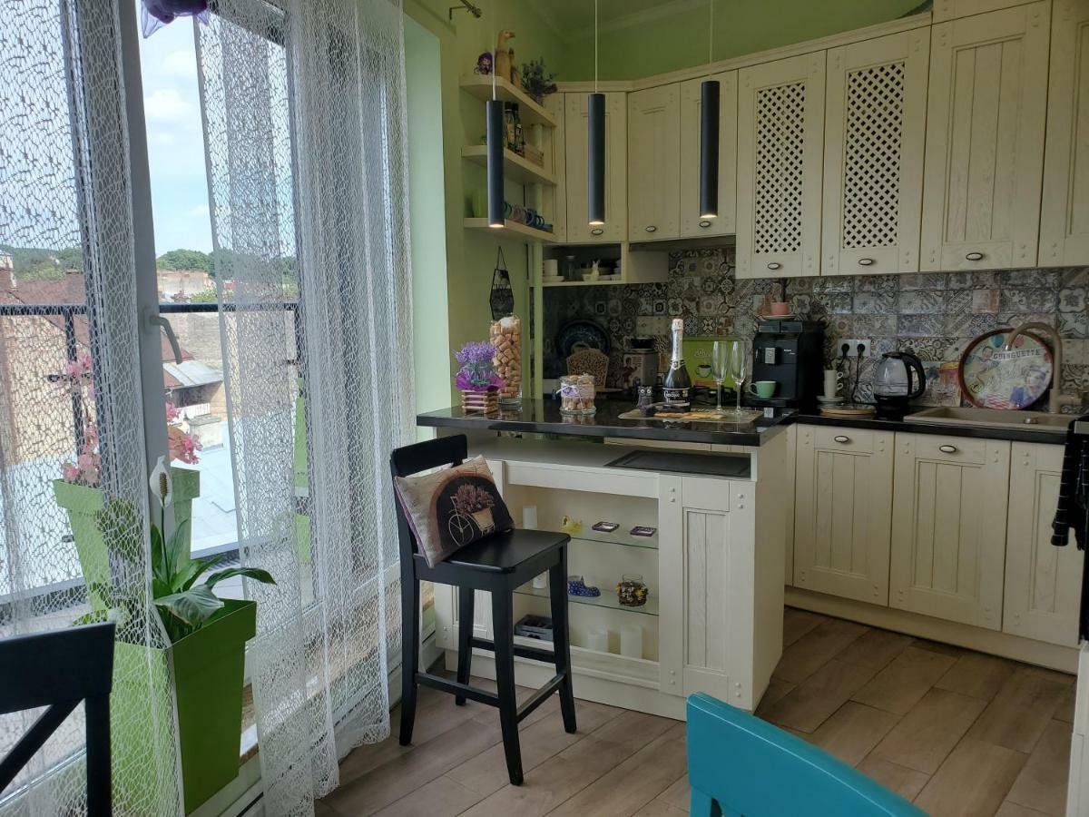 Apart-Terrace On Baker Street Lviv Ngoại thất bức ảnh
